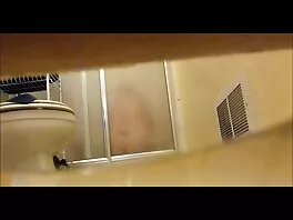 Babe succhia videopornoitaliana il cazzo, scopa e si fa sborrare in faccia