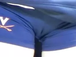 Due lesbiche stanno usando uno strap on porno pompini italiani