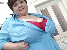 Cazzo lungo per la porno italiani gratuiti sua gola