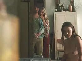 La ragazza inchiostrata sta leccando film porno con trama italiani un grosso cazzo