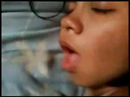 Adolescente viene scopata tutte le pornostar italiane alla pecorina