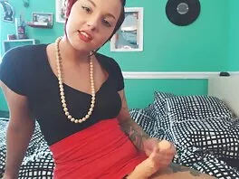Bruna cade in video scambisti italiani ginocchio e succhia