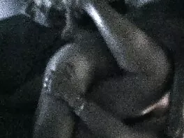 La cosa magra le toglie il bikini donne mature italiane