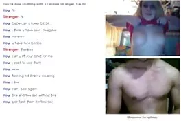 La trio italiano porno bionda ama ballare nuda